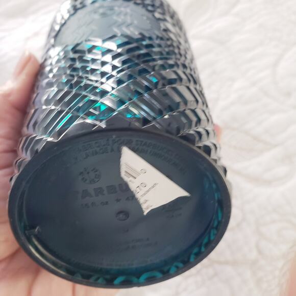 Starbucks New  2021 Holiday Tumbler Green Jeweled Grande with straw and lid 16oz - Picture 4 of 5